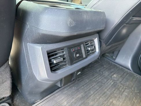 Used 2024 Ford F250 Lariat w/ Lariat Ultimate Package image 17