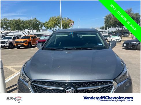 Used 2019 Buick Enclave Avenir w/ Avenir Technology Package FWD image 2