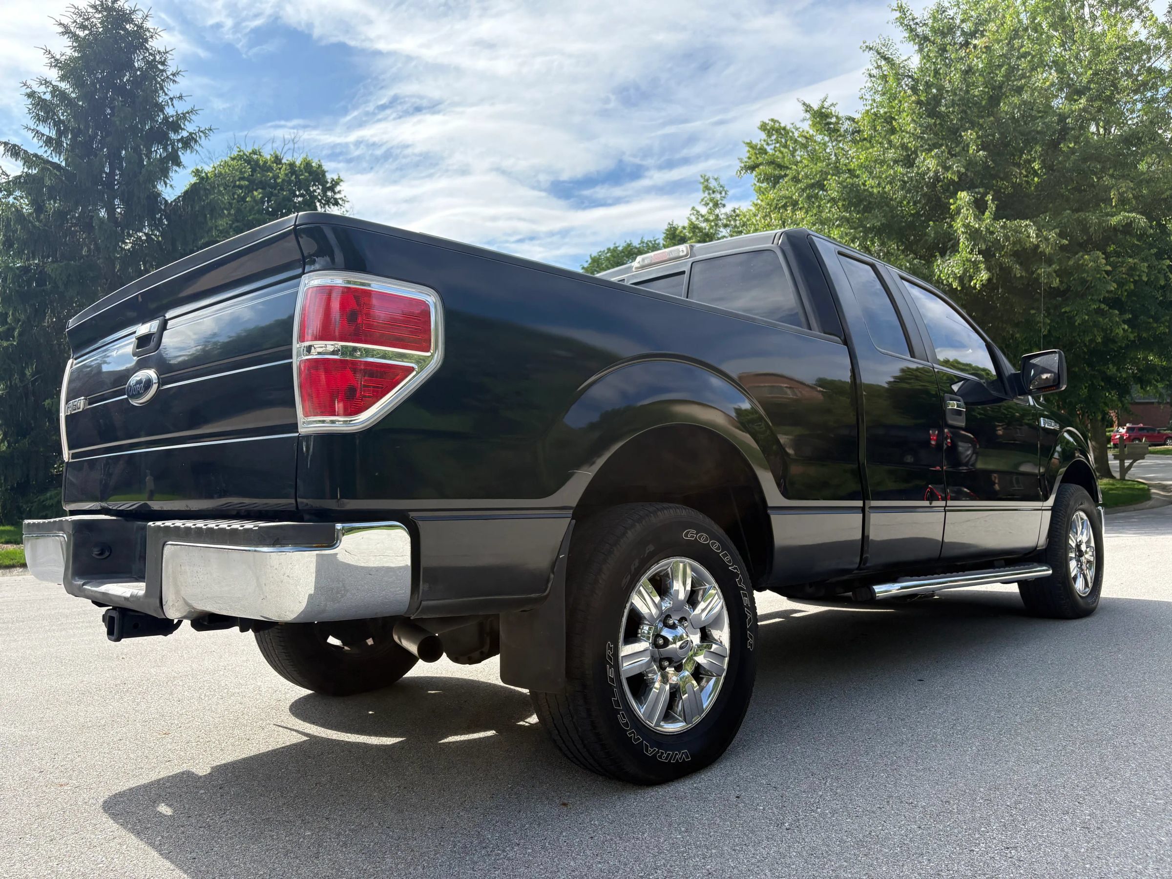 Used 2010 Ford F150 XLT AWD/4WD image 5
