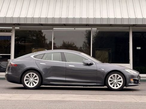 Used 2016 Tesla Model S 75 image 5