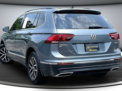 Used 2021 Volkswagen Tiguan SE