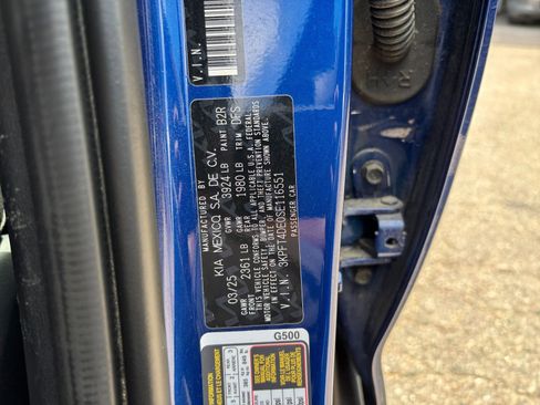 Used 2025 Kia K4 FWD image 25