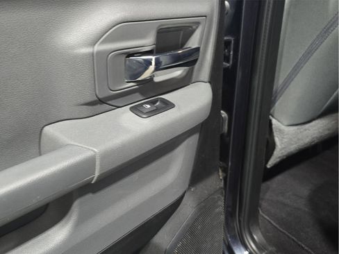 Used 2019 RAM 1500 Classic Warlock image 19