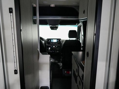 Used 2021 Mercedes-Benz Sprinter 2500 image 55