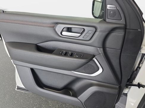 New 2026 Nissan Armada Platinum AWD/4WD image 26