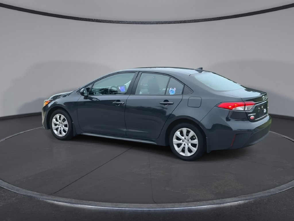 Used 2025 Toyota Corolla LE FWD image 6