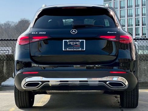 Certified 2023 Mercedes-Benz GLC 300 4MATIC image 6