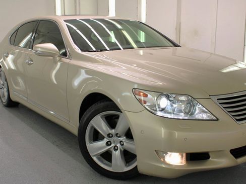 Used 2012 Lexus LS 460 w/ Luxury Value Edition RWD image 14