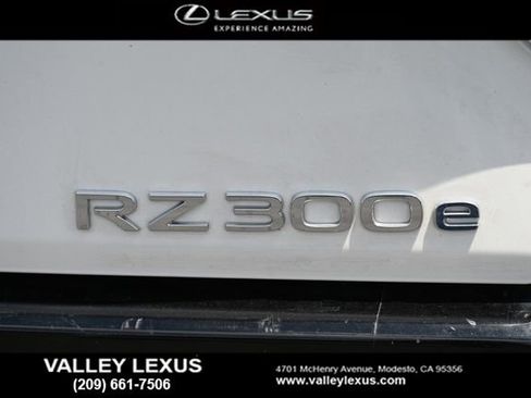 Used 2024 Lexus RZ 300e Premium w/ Technology Package FWD image 7