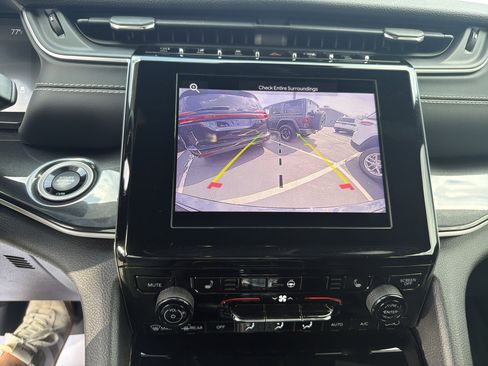 Certified 2022 Jeep Grand Cherokee Altitude AWD/4WD image 32