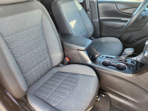 Used 2024 Chevrolet Equinox LT image 11