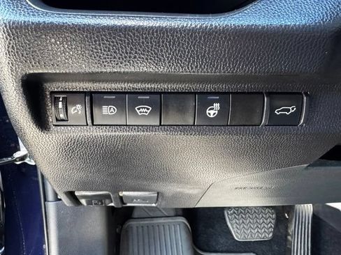 Used 2025 Toyota RAV4 XLE w/ Convenience Package AWD/4WD image 20