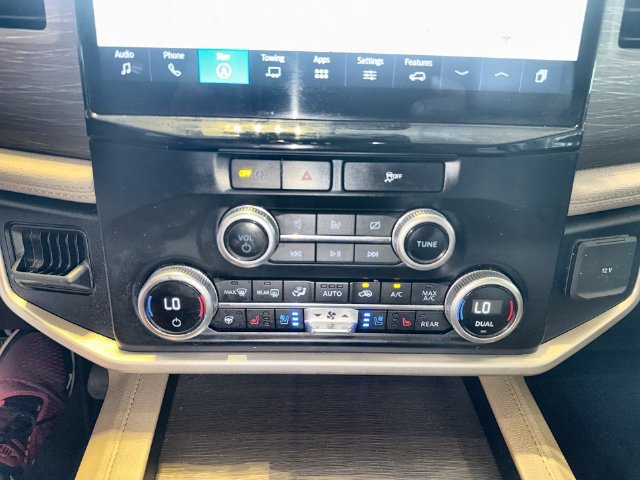 Used 2024 Ford Expedition Max Limited AWD/4WD image 19