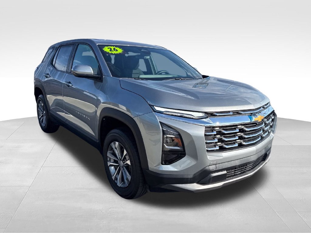 Used 2026 Chevrolet Equinox LT FWD image 8