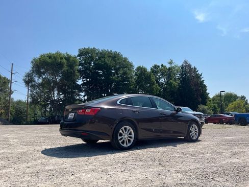 Used 2016 Chevrolet Malibu LT FWD image 7
