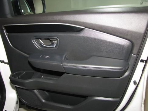 Certified 2024 Honda Pilot EX-L image 20
