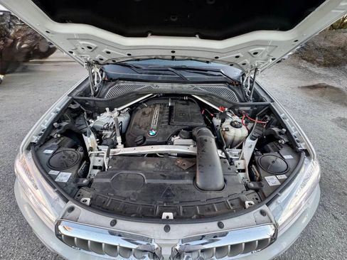 Used 2018 BMW X5 sDrive35i w/ M Sport Package image 13