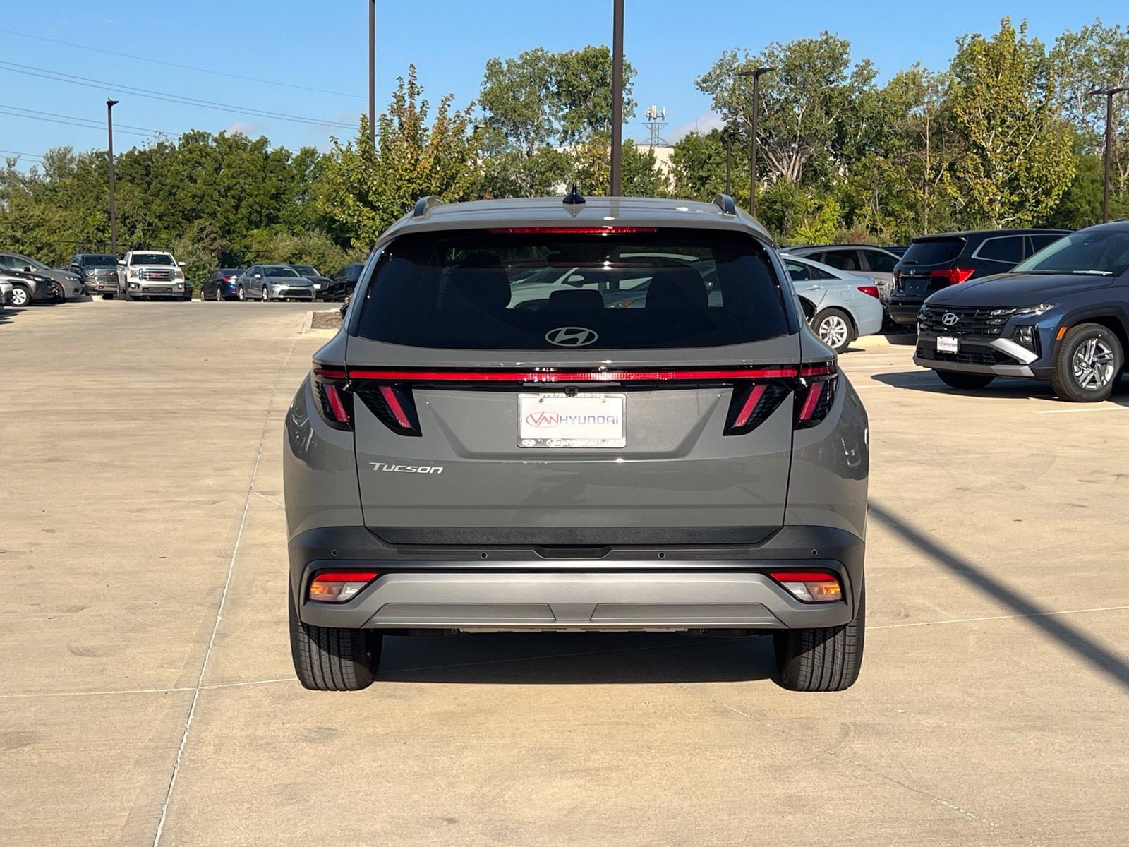 New 2026 Hyundai Tucson Limited FWD image 10