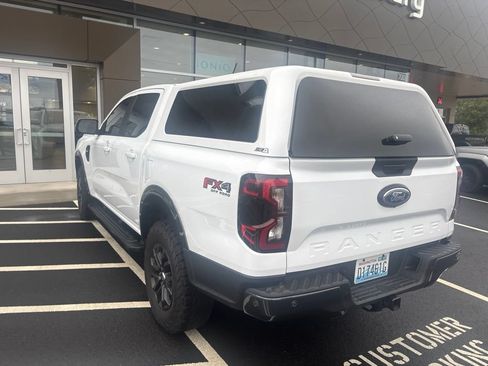 Used 2024 Ford Ranger Lariat w/ FX4 Off-Road Package AWD/4WD image 7