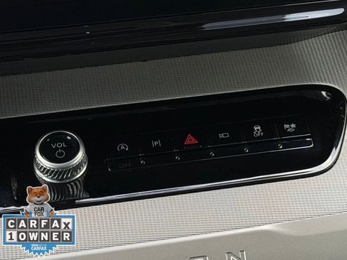 Certified 2025 Ford Expedition Active image 20