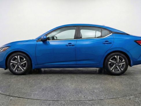 Used 2025 Nissan Sentra SV FWD image 4