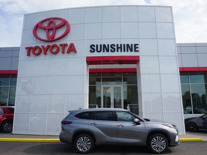 New 2026 Toyota Highlander Platinum