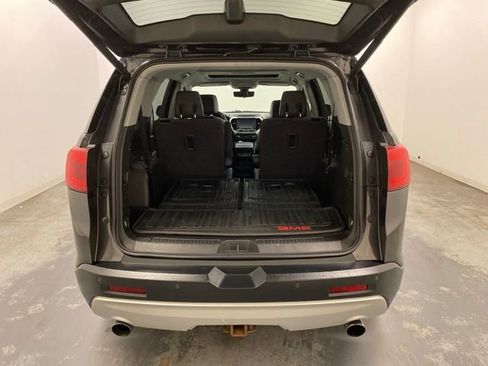 Used 2017 GMC Acadia SLT w/ LPO, Cargo Package AWD/4WD image 27