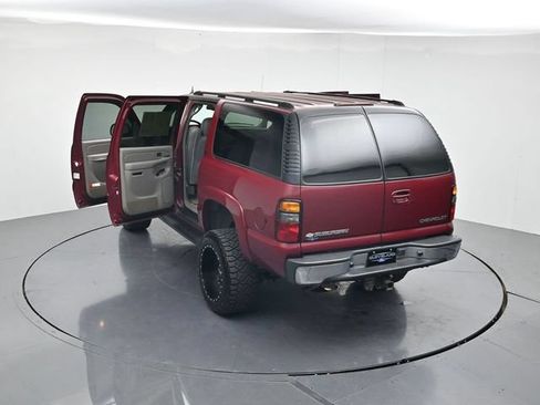 Used 2004 Chevrolet Suburban LT w/ Preferred Equipment Group RWD image 45