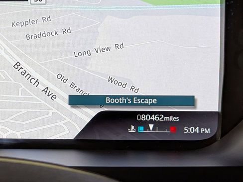 Used 2021 Land Rover Defender 110 image 34