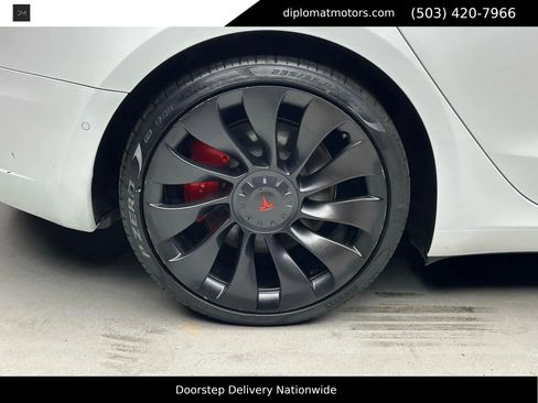 Used 2022 Tesla Model 3 Performance image 35