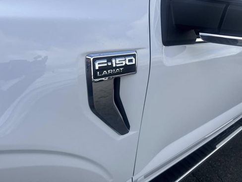 Certified 2022 Ford F150 Lariat w/ Equipment Group 502A High image 11