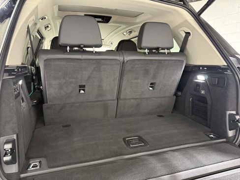 Used 2022 BMW X7 xDrive40i w/ Premium Package image 24