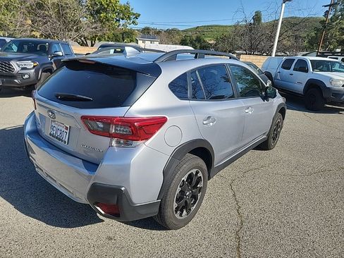 Used 2023 Subaru Crosstrek 2.0i Premium image 5
