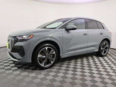 Used 2022 Audi Q4 e-tron Prestige image 2