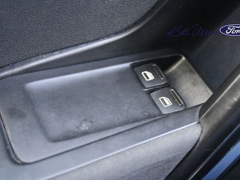 Used 2019 Volkswagen Beetle 2.0T S image 19