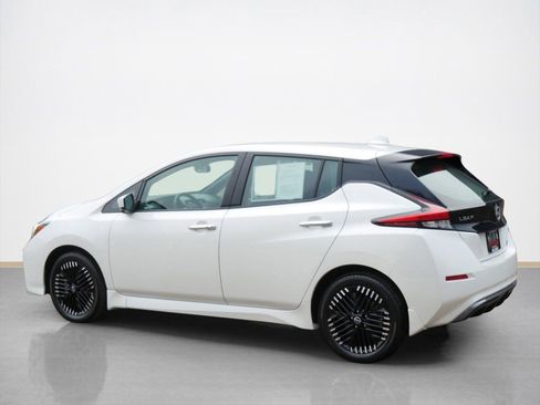 Certified 2025 Nissan Leaf SV Plus image 5