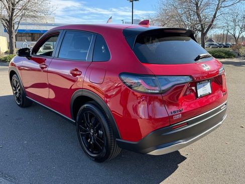Certified 2026 Honda HR-V Sport image 7