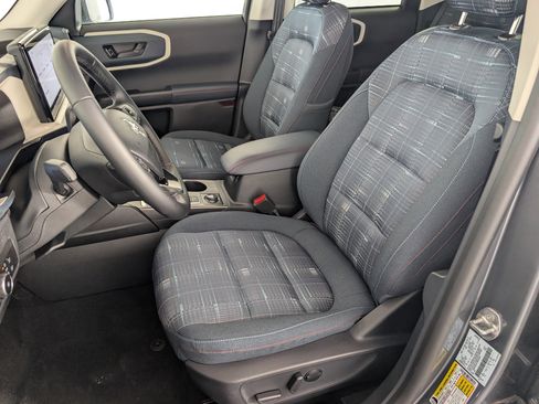 New 2025 Ford Bronco Sport Heritage w/ Convenience Package image 9