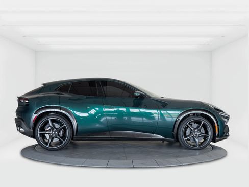 Used 2025 Ferrari Purosangue image 6