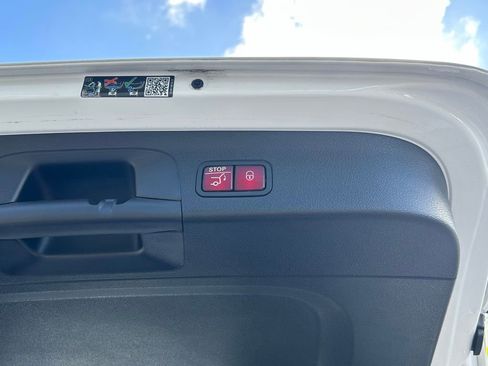 Used 2024 Mercedes-Benz GLS 580 GLS 580 w/ Warmth & Comfort Package image 52