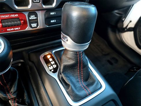 Used 2022 Jeep Wrangler Unlimited Rubicon w/ Steel Bumper Group image 23