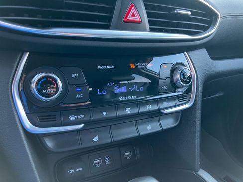 Used 2019 Hyundai Santa Fe Limited AWD/4WD image 22