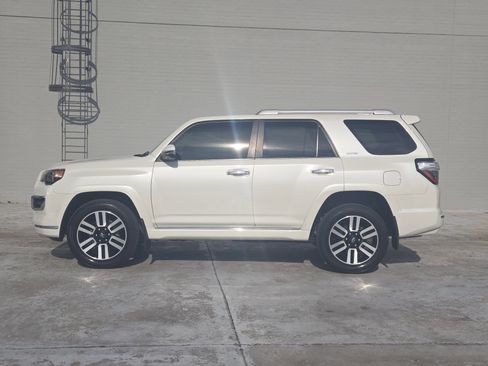 Used 2022 Toyota 4Runner Limited image 5