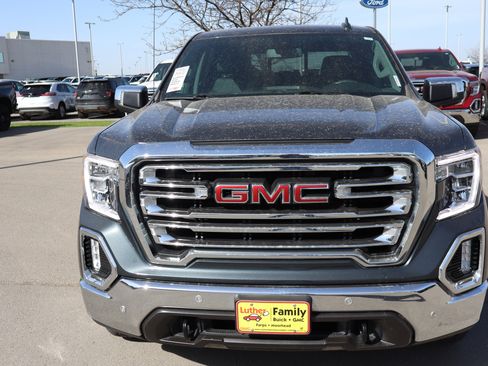 Certified 2022 GMC Sierra 1500 SLT w/ SLT Premium Plus Package AWD/4WD image 2