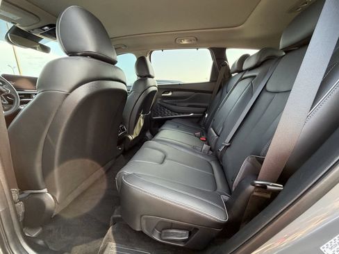 Used 2022 Hyundai Santa Fe SEL w/ Convenience + Premium Package AWD/4WD image 16