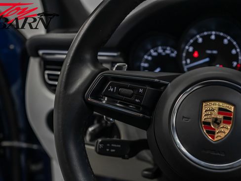 Used 2022 Porsche Macan S image 31