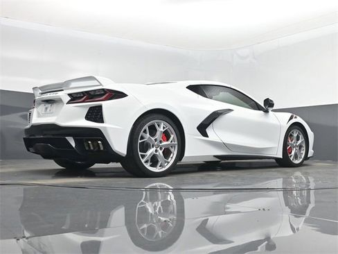 Used 2022 Chevrolet Corvette Stingray Preferred Cpe w/ Battery Protection Package image 51