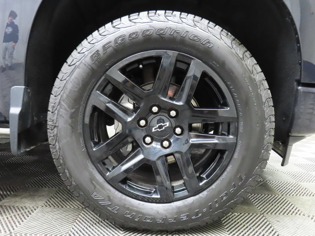 Used 2024 Chevrolet Silverado 1500 RST AWD/4WD image 8