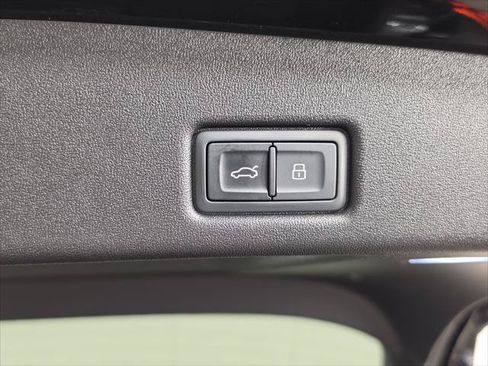 Certified 2025 Audi Q5 Premium Plus AWD/4WD image 12