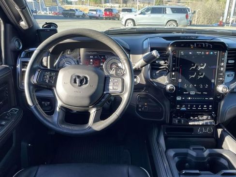 Used 2022 RAM 2500 Limited image 12